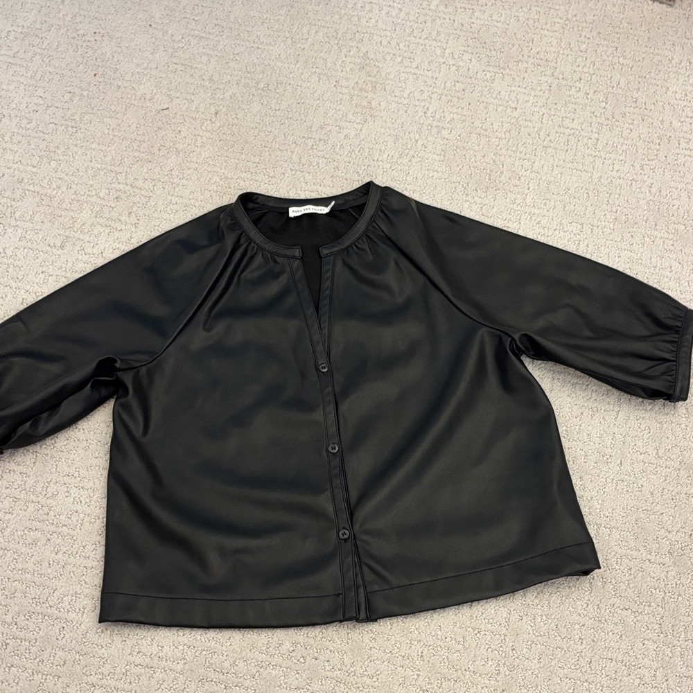 Avec Les Filles Black Button-Up Blouse. Small. New with tags.